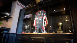 HMD B&G_int_Aug23_08